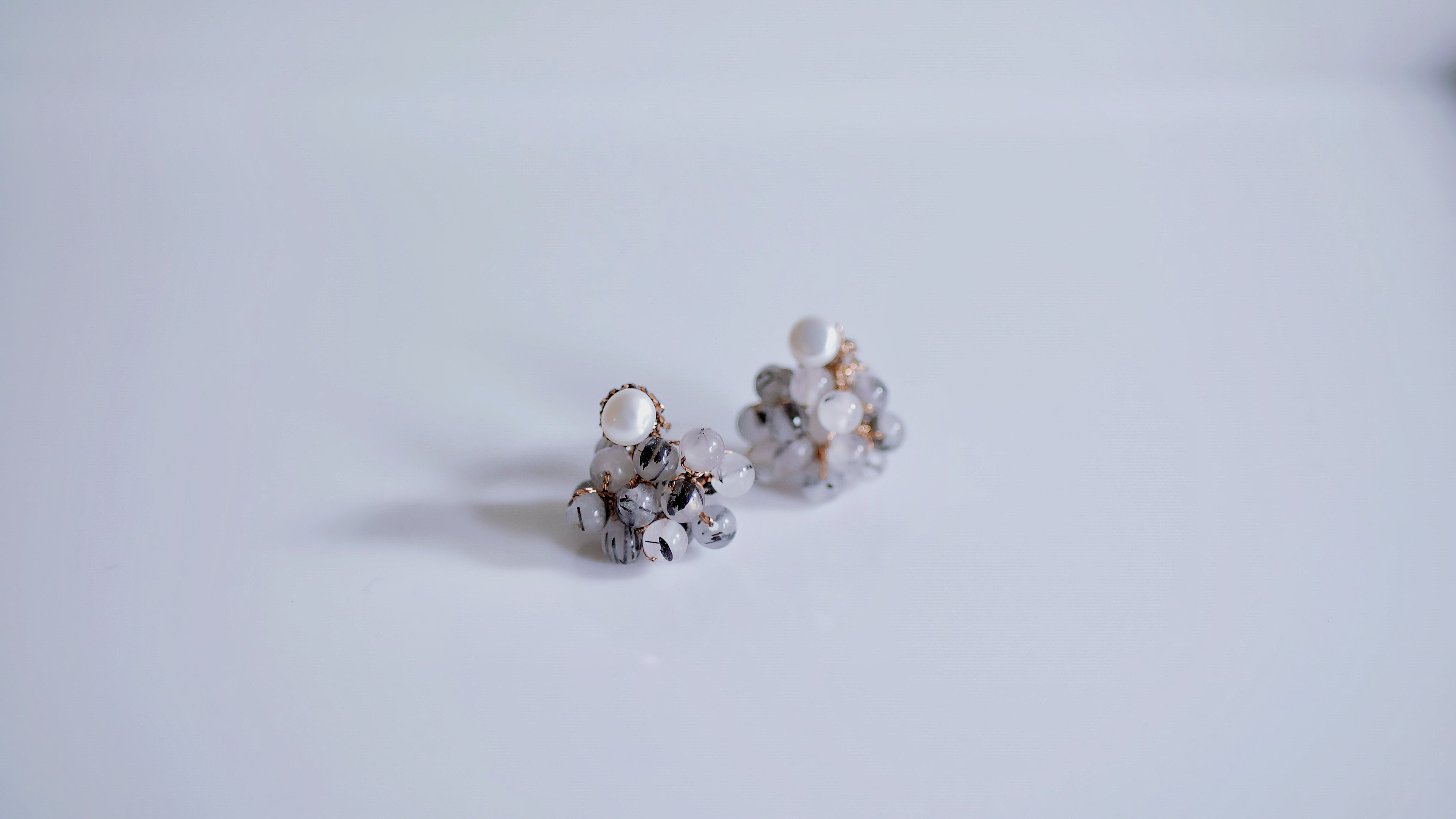 光實 Fruits of Light (墨白)