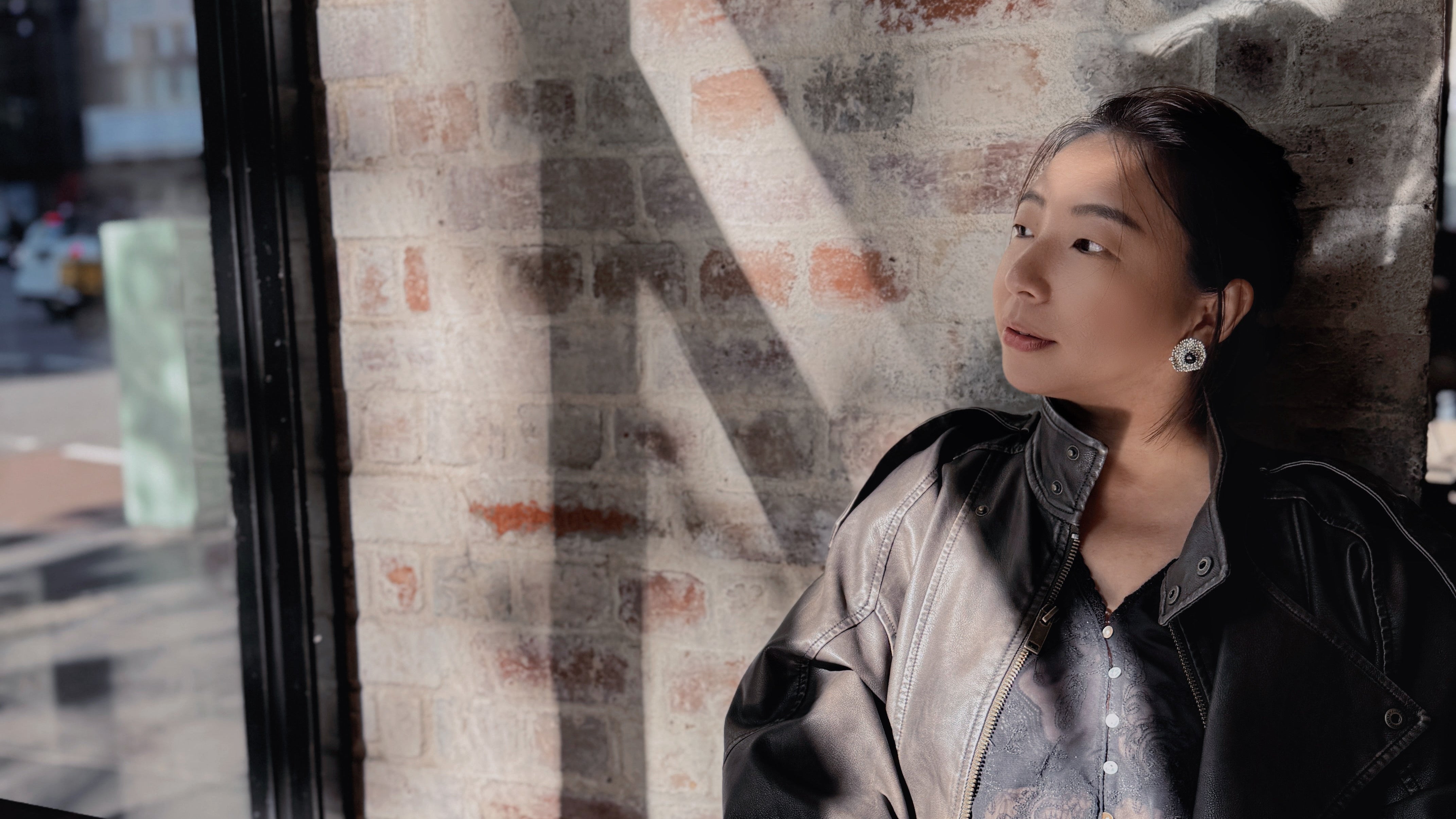 白罌粟的呢喃 whispering of the white poppy