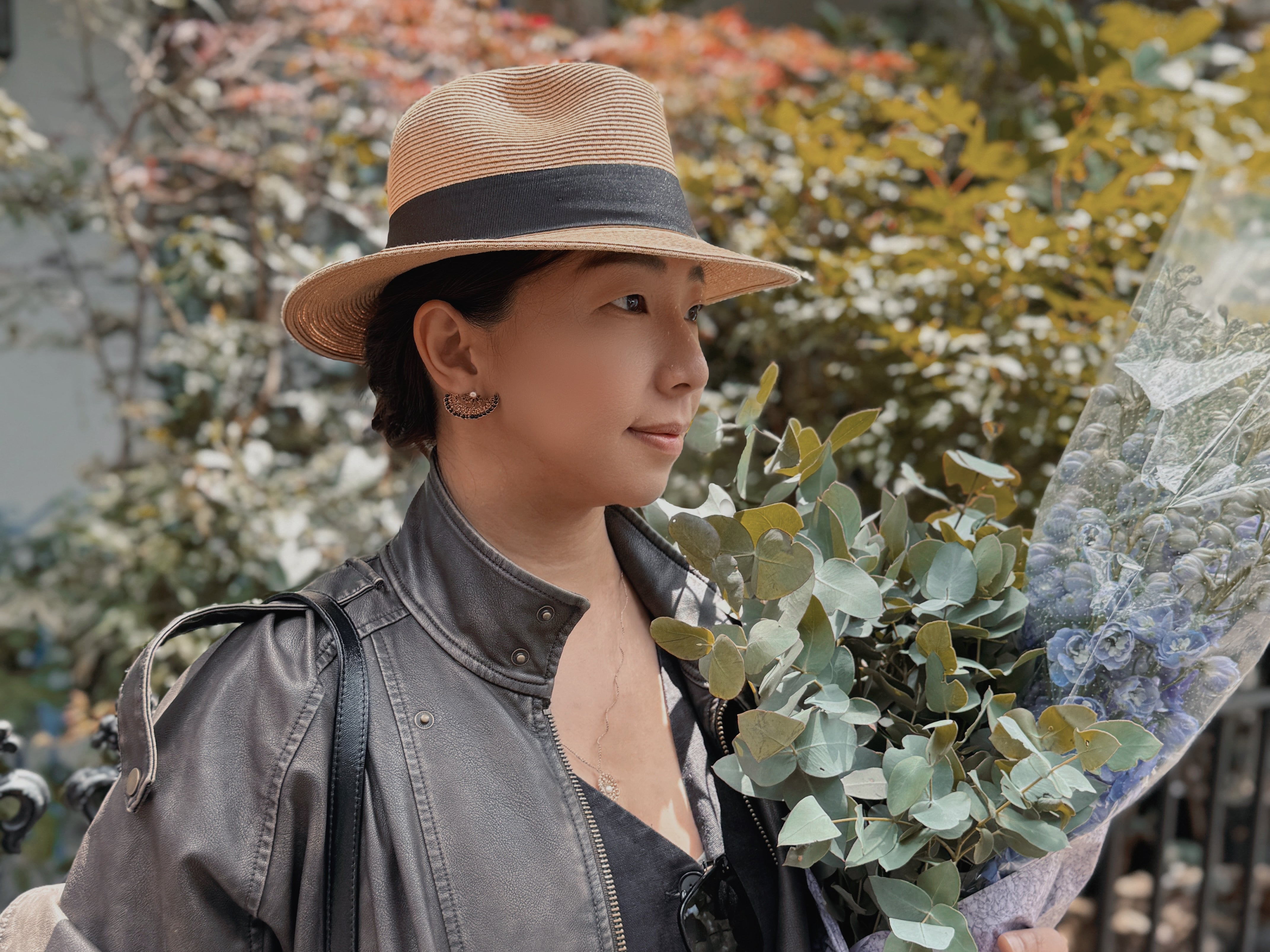 黑羽扇 Éventail Noir