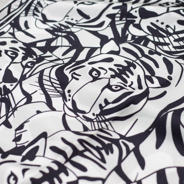 [設計師品牌] JIM Weaver  “老虎”  真絲絲巾  43 × 43 公分